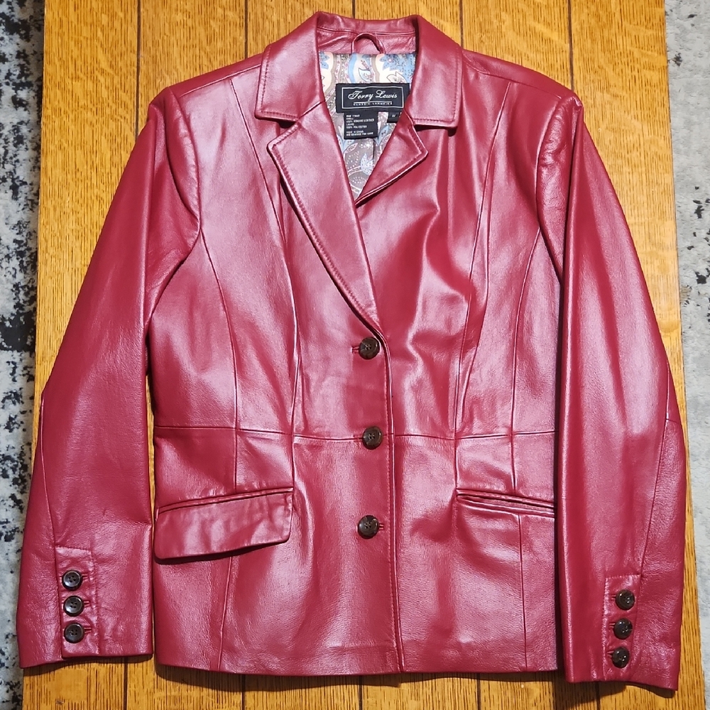 Vintage Women's Terry Lewis Red Leather Jacket EUC